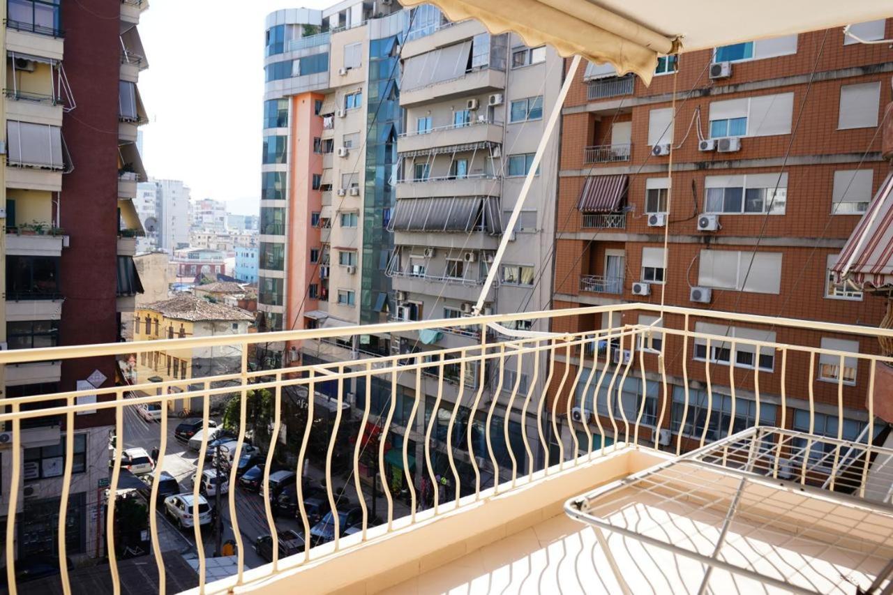 Ferienwohnung New Bazaar Bliss Tirana Exterior foto