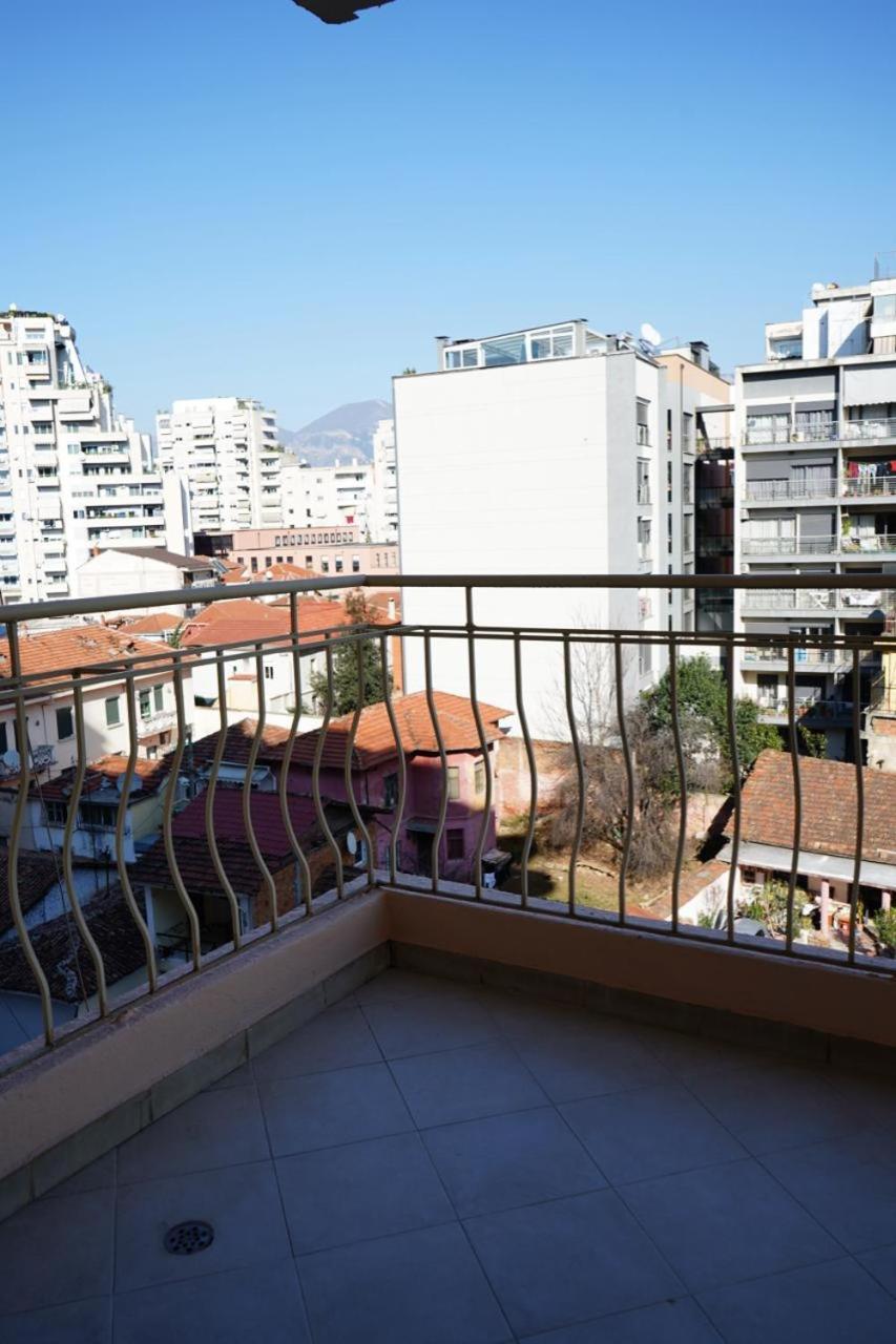 Ferienwohnung New Bazaar Bliss Tirana Exterior foto
